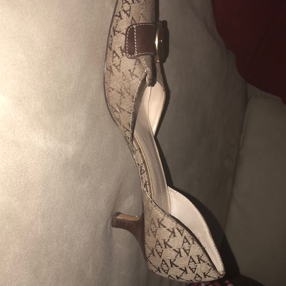 Mini heels - Picture 2 of 2